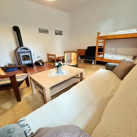 Uzkokolejky - Apartmany Strizovice Buitenkant foto